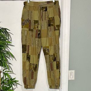 Anthropologie Joanie Fatigue Green Patchwork Pattern Jogger Sz. Medium Pants EUC